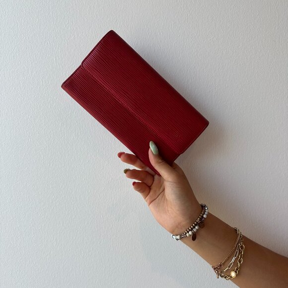 Louis Vuitton Red Epi Leather Sarah Continental Wallet Red EUC - Picture 2 of 13